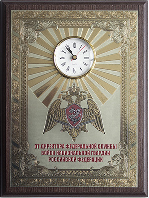 ПЛАКЕТКА С ЧАСАМИ